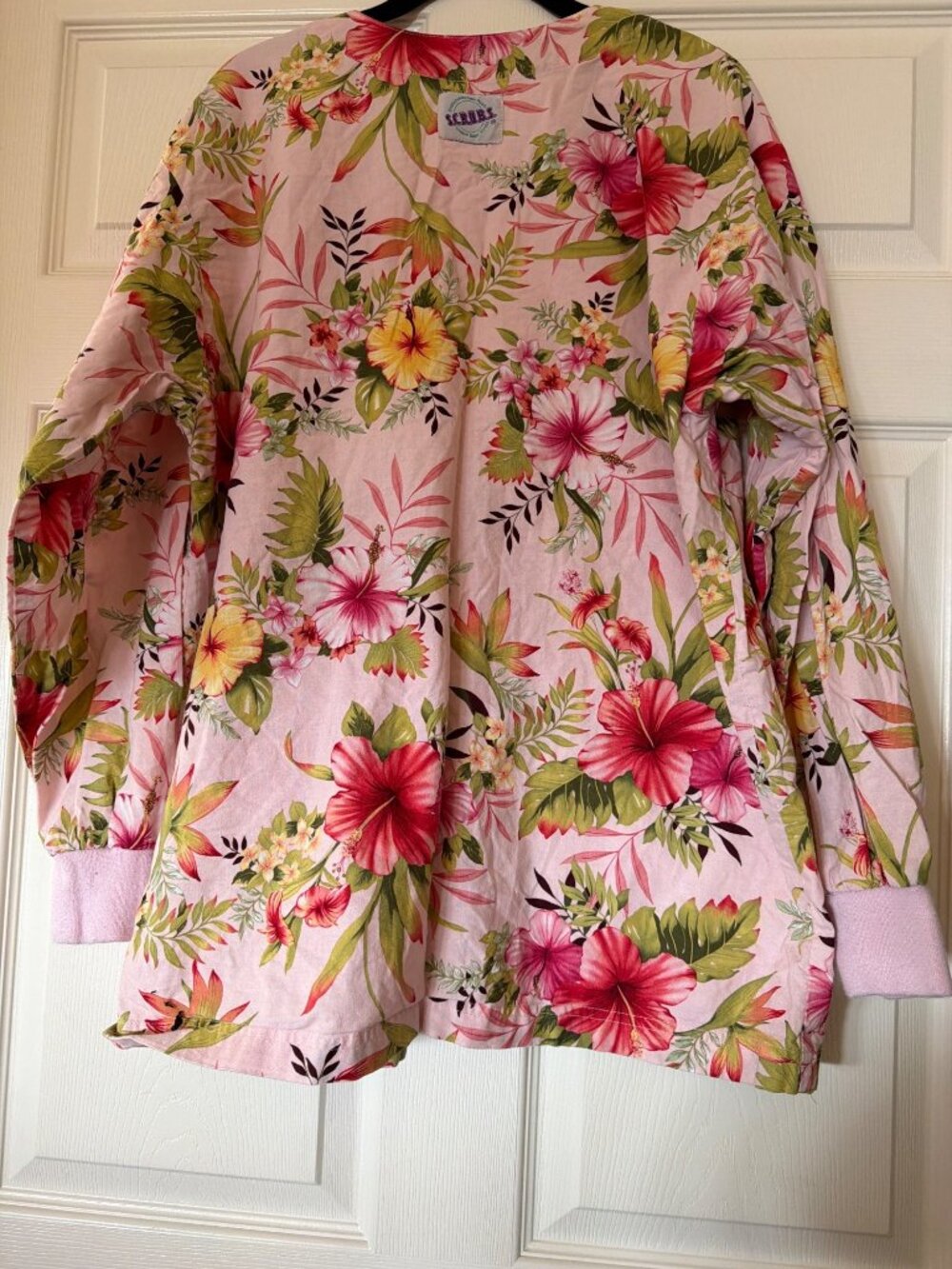 SCRUBS Womens Floral Button-Up Scrub Jacket Pink Tropical Print Size M 100% Cott - Picture 2 of 4